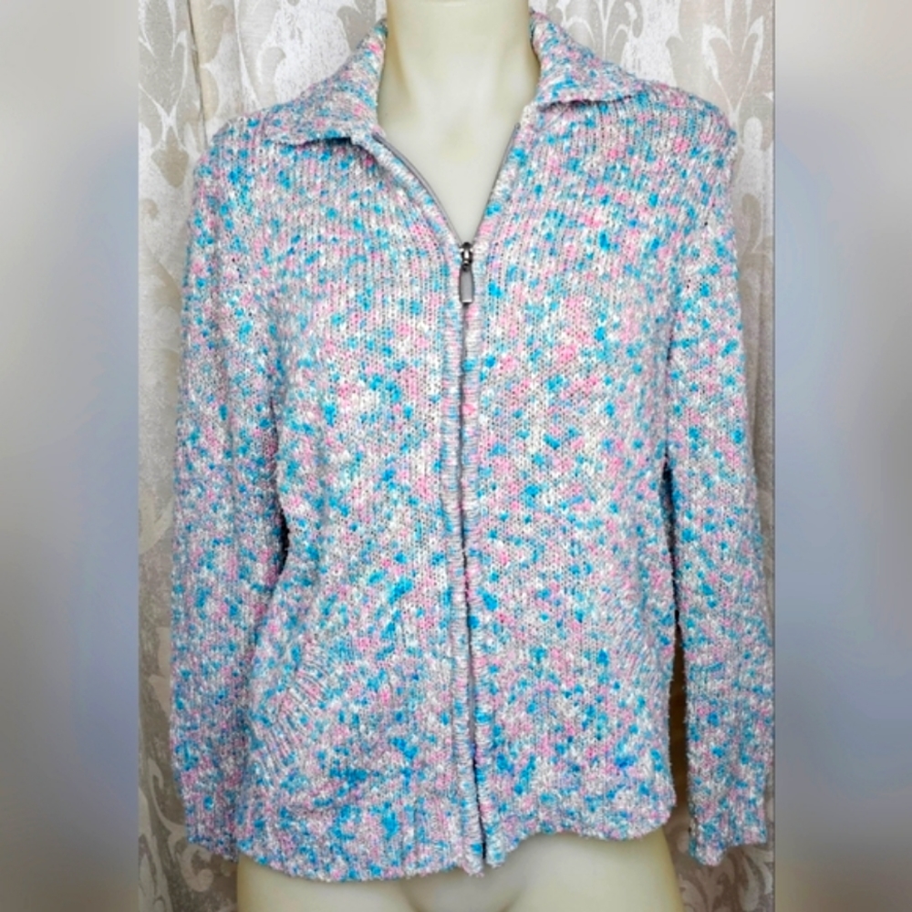WOMEN'S ZIPPERED CARDIGAN SWEATER SIZE LARGE